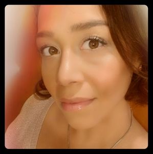 Meet your Posher, Mandy